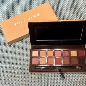 Anastasia Beverly Hills Soft Glam Palette with Gold and Brown Hues